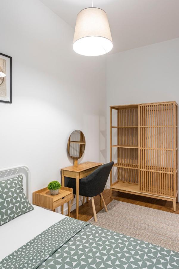 Vertigo One Bedroom Apartment - Free Private Parking-Fast Wi-Fi Novi Sad Exterior photo